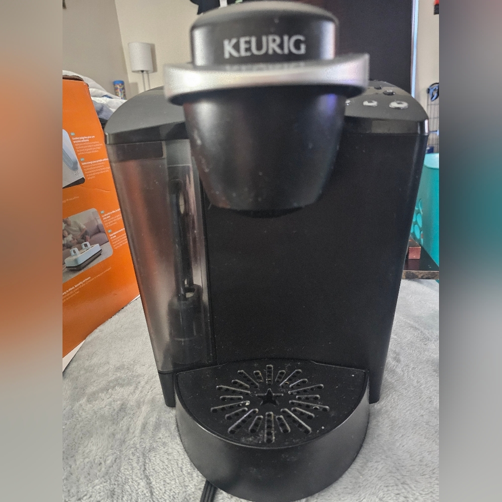Keurig K40 Keurig Single Cup Brewing System